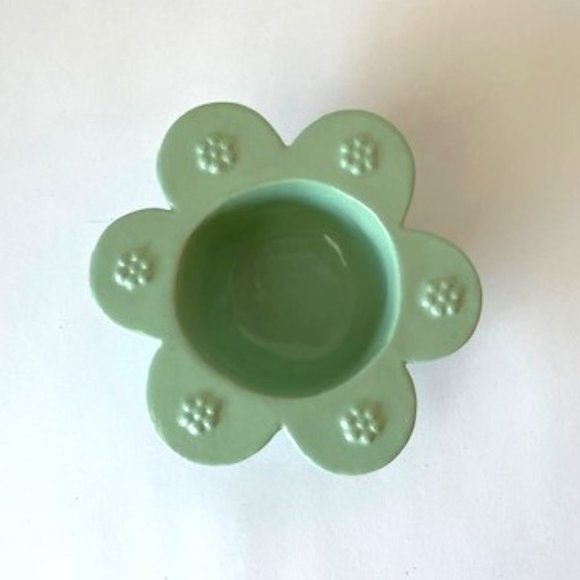 Sea Glass Green Flower Tea Light Candle Holder - Picture 2 of 4